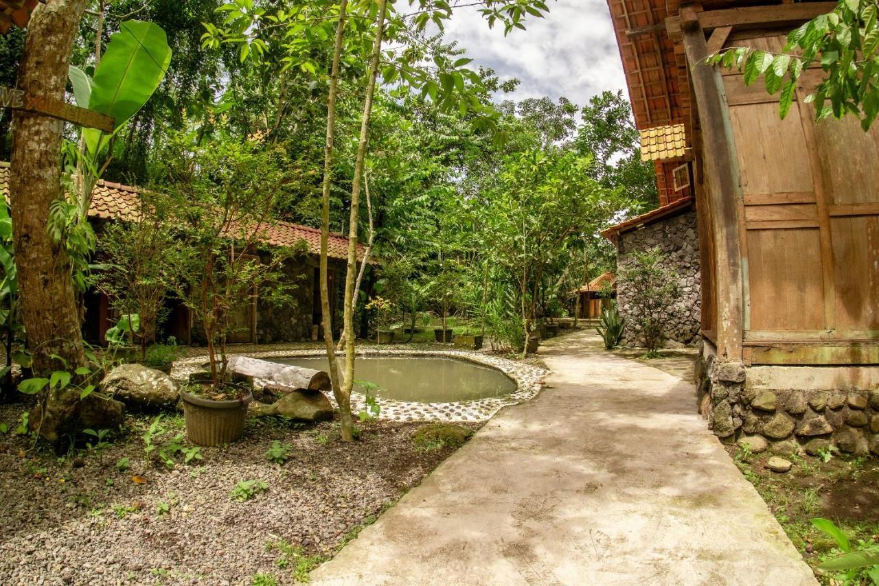 Villa Kampung Ayem Riverside Sleman  Bagian luar foto