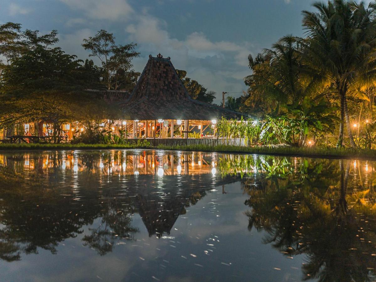Villa Kampung Ayem Riverside Sleman  Bagian luar foto