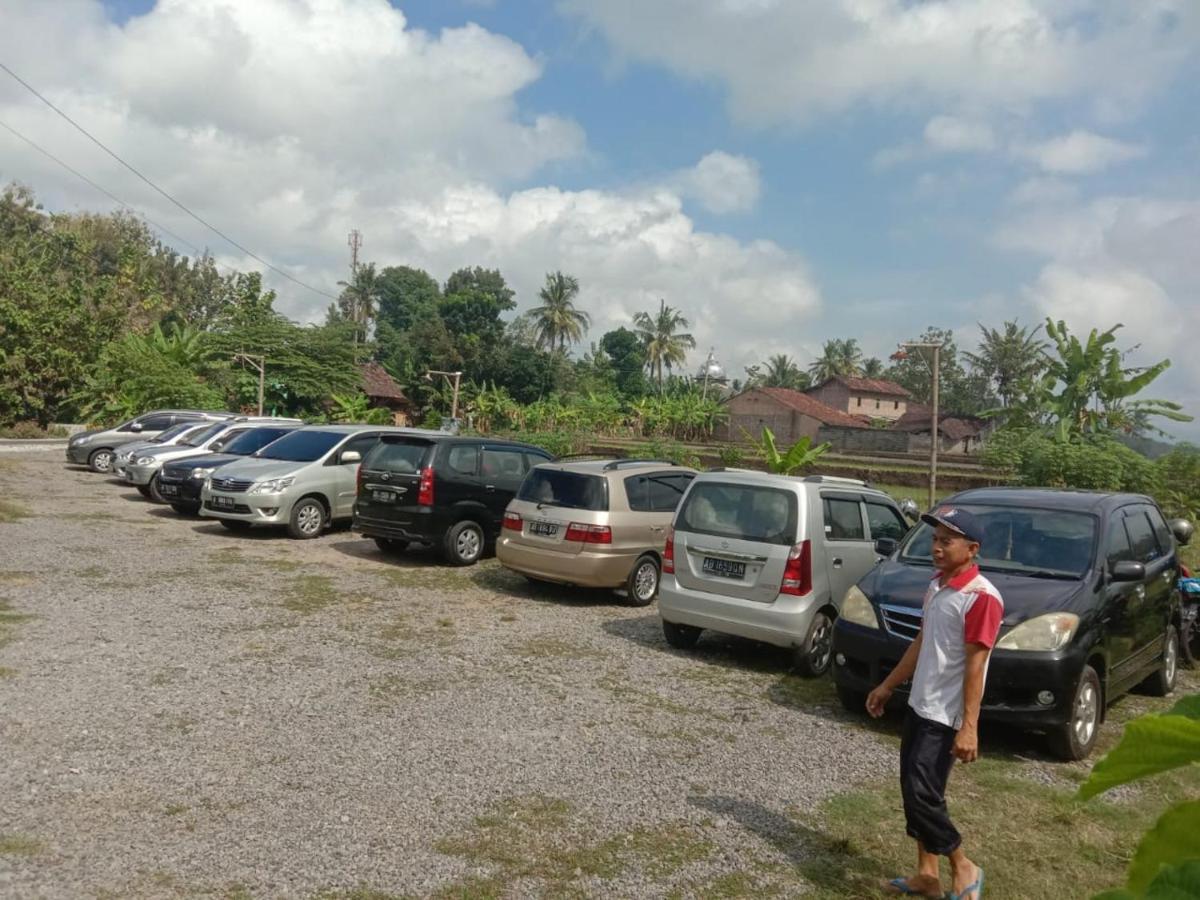Villa Kampung Ayem Riverside Sleman  Bagian luar foto